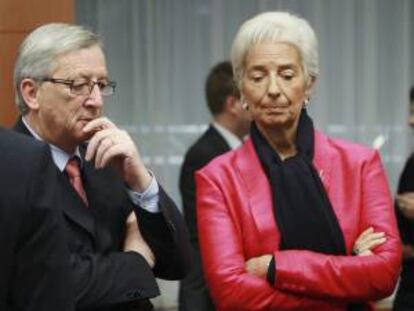 El presidente del Eurogrupo, Jean-Claude Juncker (i), y la Directora Gerente del Fondo Monetario Internacional (FMI), Christine Lagarde. EFE/Archivo