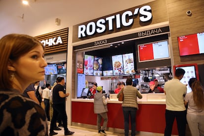 Una nueva cadena de restauración llamada "Rostic's" ha ocupado algunos restaurantes que operaban bajo la marca estadounidense KFC.