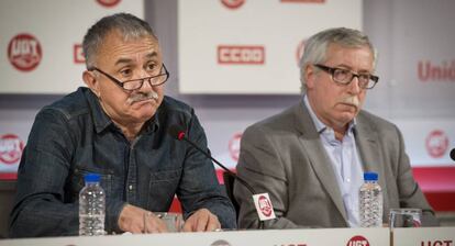 Los secretarios generales de CCOO y UGT, Ignacio Fernández Toxo y Pepe Álvarez, respectivamente.