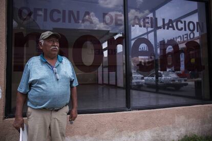 José González, militante de Morena en Atlacomulco.