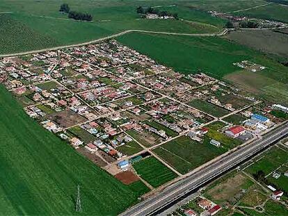 Vista aérea de la parcelación ilegal de Las Pitas.