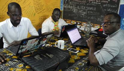 Imagen de Ovillage, en Abiyán (Costa de Marfil), con Cyriac Gbogou, Antoine Mian y Florent Youzan.