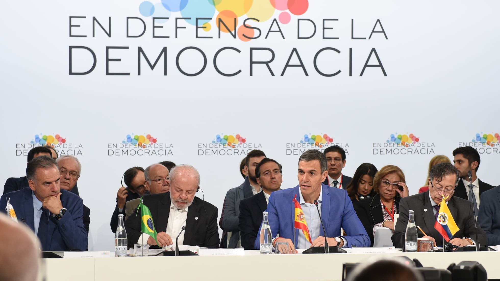 Sánchez, ante los “ataques” a la democracia: “No basta con resistir, tenemos que proponer”
