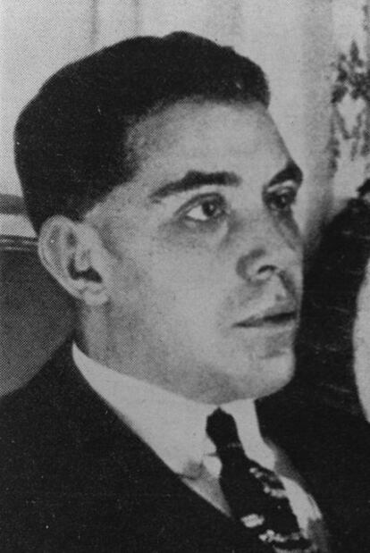 Juan Gris, visto por Man Ray.