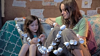 Jacob Tremblay y Brie Larson, en una imagen de 'Habitación'.