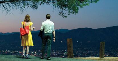 Emma Stone y Ryan Gosling, en el inicio de su relación en 'La La Land'.