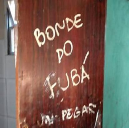 Inscri&ccedil;&atilde;o na casa onde crime ocorreu, no morro do Bar&atilde;o.