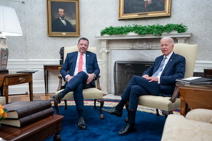 US President Joe Biden and Costa Rican President Rodrigo Chaves Robles interact with members of the news media during a meeting in the Oval Office at the White House in Washington, DC, USA, 29 August 2023.