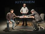 Manolo Solo, Alberto San Juan y Pedro Casablanc, en un ensayo de 'Kitchen' en el Teatro del Barrio de Madrid.