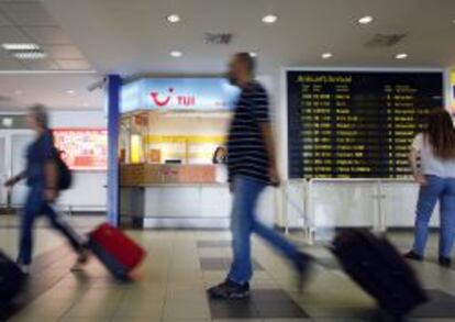 Agencia de TUI en el aeropuerto de Berlín.