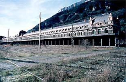 Aspecto de la estación de Canfranc (Huesca), edificio modernista construido en 1928.