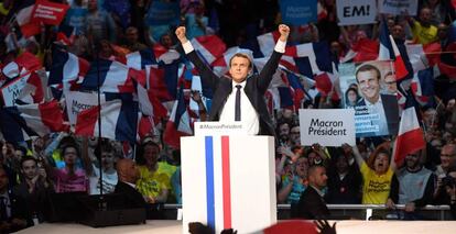 Emmanuel Macron durante un acto de la campa&ntilde;a en Paris el 17 de abril. 
