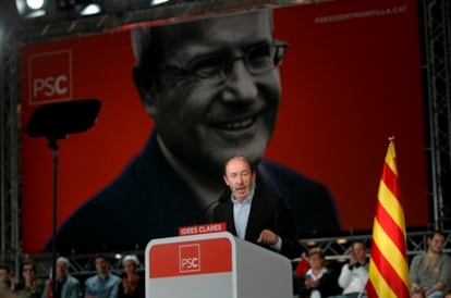 Alfredo Pérez Rubalcaba, durante su intervención en el mitin de apoyo a José Montilla (PSC) celebrado hoy en Tarragona.