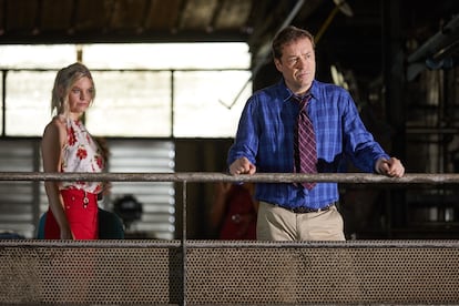 Picture Shows_Tabitha (NELL HUDSON), DI Jack Mooney (ARDAL O’HANLON)