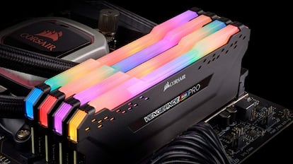 módulos de memoria DDR4 Corsair Vengeance de 8GB 