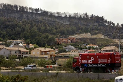 Puesto de mando de la Generalitat en el incendio de Carcaixent.