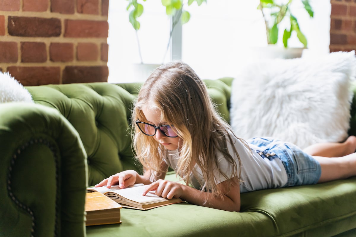 Por qué es importante revisar la vista de los niños los primeros meses del curso