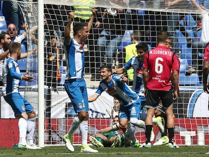 Piatti marca el gol del Espanyol ante el Alav&eacute;s. 