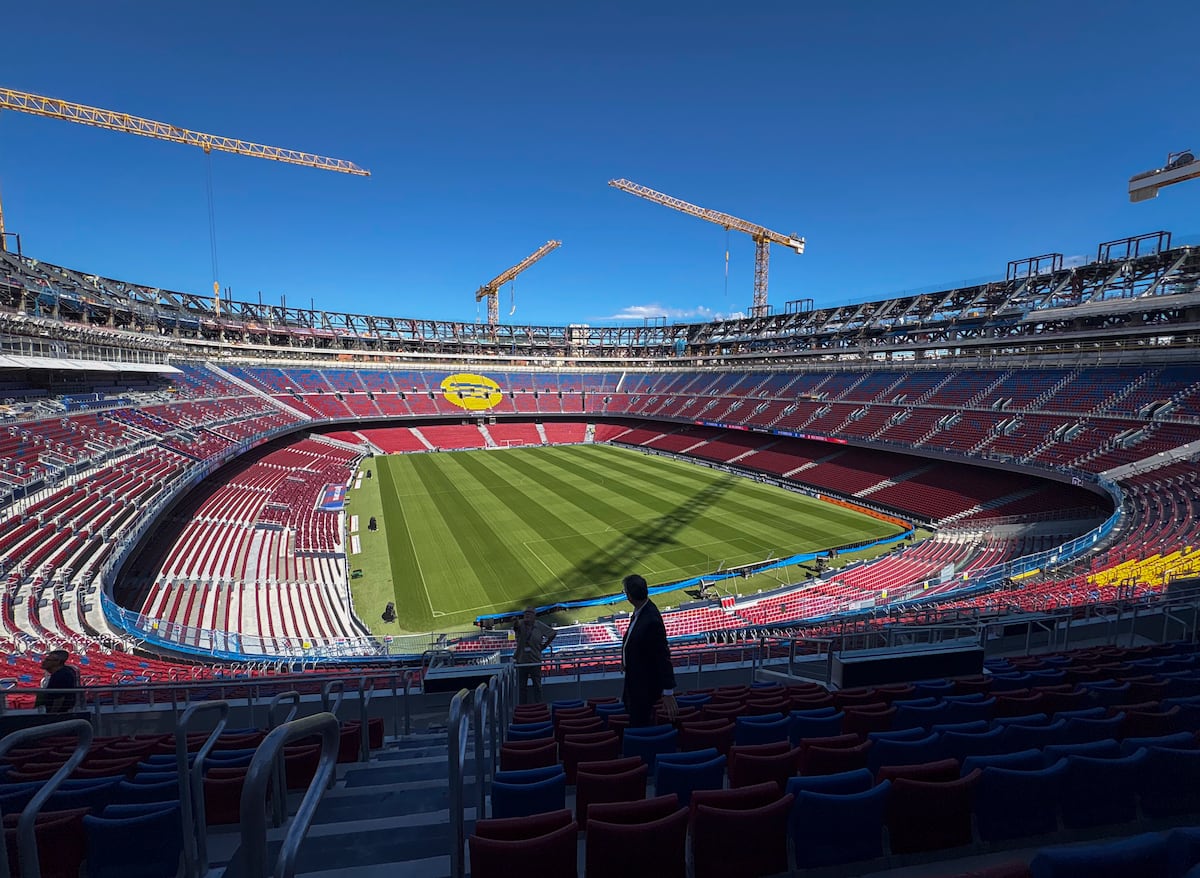Ayuntamiento impide regreso del Barcelona al Camp Nou por seguridad