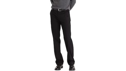 Estos pantalones Dockers para hombre cuentan con un 52% de descuento en Amazon.