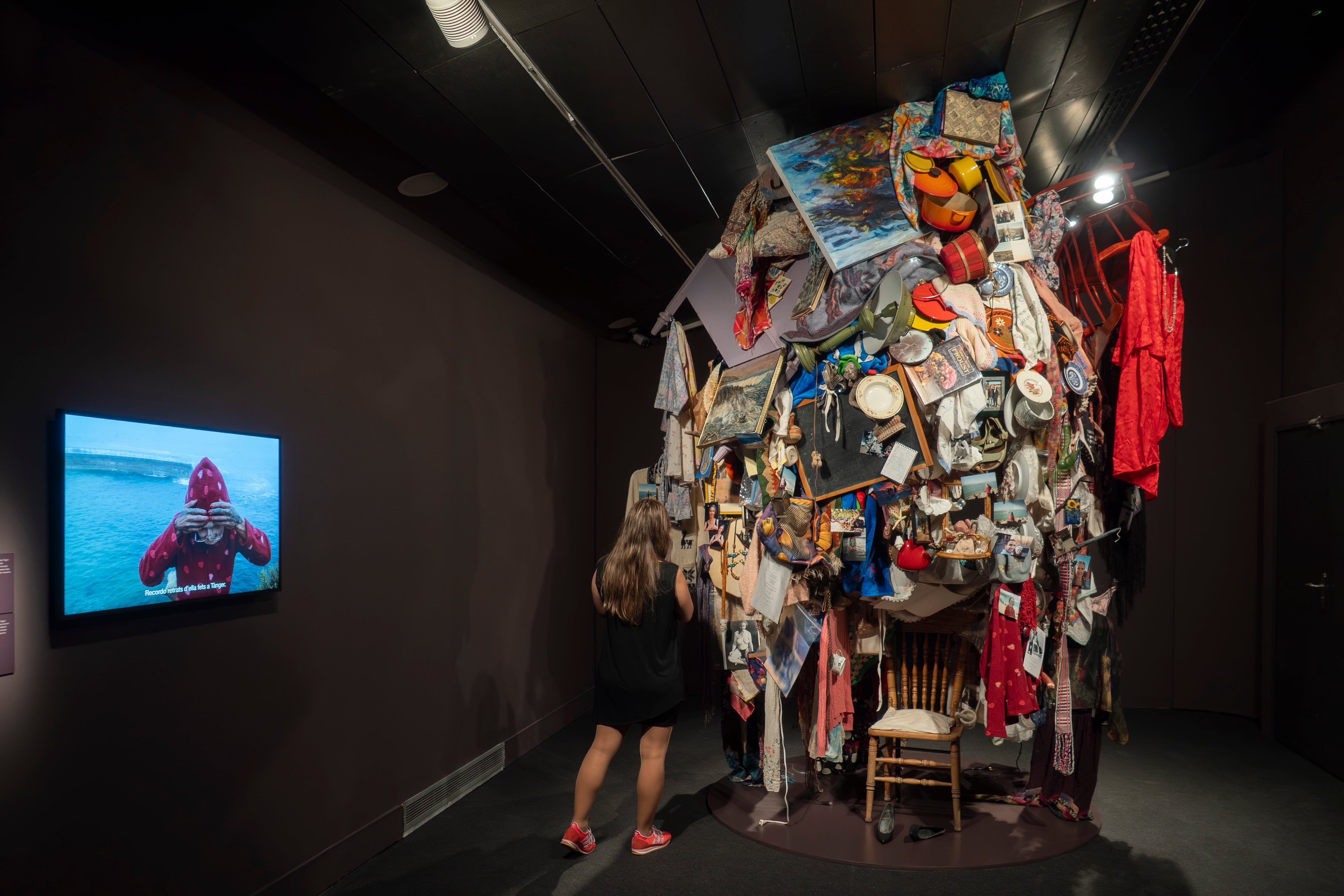 Exhibition on 'The cult of beauty' at the CCCB.