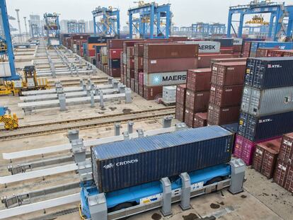 La terminal de contenedores de Qianwan, en el puerto de Qingdao.