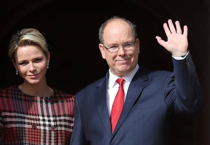 El príncipe Alberto II de Mónaco y su esposa, Charlene, el pasado enero.