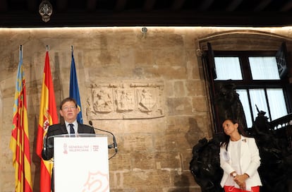 El presidente valenciano, Ximo Puig, comparece el viernes tras reunirse con la presidenta de Red Eléctrica de España, Beatriz Corredor, en el Palau de la Generalitat.