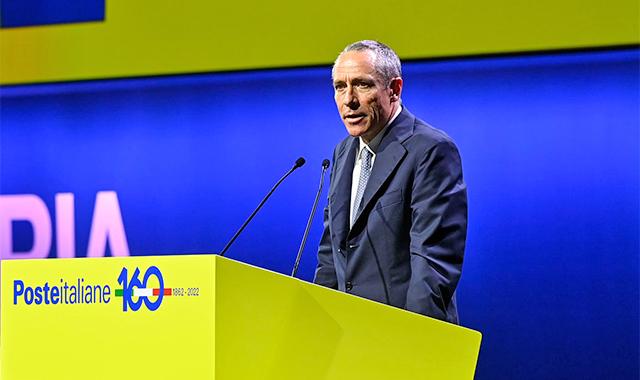 Poste Italiane defiende su oferta por TIM y garantiza la recuperación del dividendo