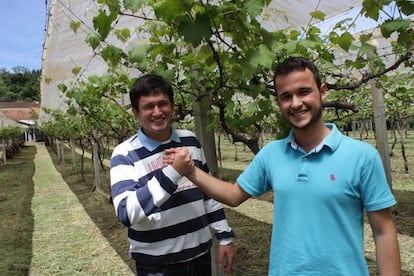 Los hermanos Estevao (a la izquierda) y Leonardo Ferrari.