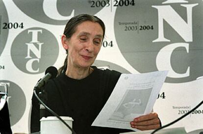 Pina Bausch, en la presentación de su espectáculo en el Teatro Nacional de Cataluña.