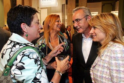 Mercedes Gallizo, directora general de Prisiones; la ex ministra Carmen Alborch; el escritor Juan José Millás, y Joana Bonet, directora de <i>Marie Claire.</i>