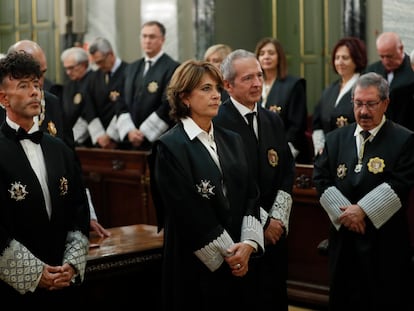 De izquierda a derecha, el fiscal jefe de la Audiencia Nacional, Jesús Alonso; la exfiscal general del Estado, Dolores Delgado; el fiscal Juan Antonio Pozo Vilches y el presidente interino del Consejo General del Poder Judicial, Rafael Mozo, este martes.