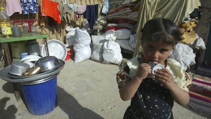 Una niña en un campamento de refugiados iraquíes.