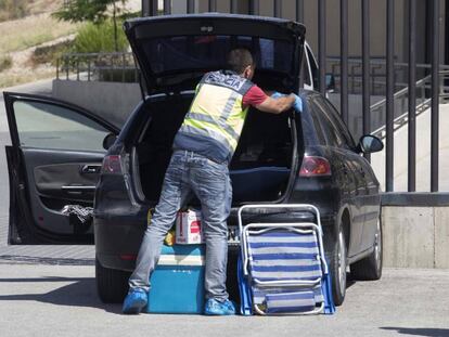 La polic&iacute;a investiga uno de los tres casos de violencia machista.