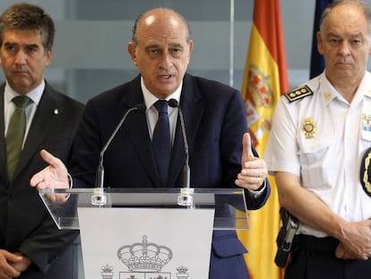 Jorge Fern&aacute;ndez D&iacute;az, junto a Ignacio Cosid&oacute; (izquierda) y Eugenio Pino en 2013.