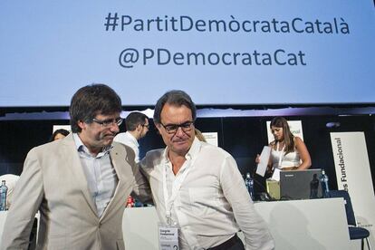 Carles Puigdemont, el president de la Generalitat, i Artur Mas.