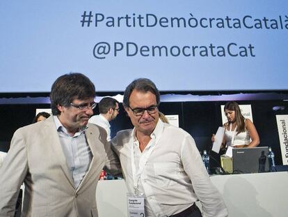 Carles Puigdemont, el president de la Generalitat, i Artur Mas.