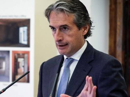 El ministro de Fomento, Íñigo de la Serna, ha presentado este lunes el último observatorio de la Vivienda y Suelo.