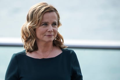 La actriz Emily Watson aprovechó su paso por el reciente festival de San Sebastián, donde recibió el premio Donostia, para dejar declaraciones como esta en su rueda de prensa: "en términos de igualdad salarial, es obviamente una cuestión que debe ser resuelta sobre cómo se divide, pero esa no es mi lucha personal. Simplemente me siento agradecida de hacer un trabajo que me encanta y por el que me pagan".

	 