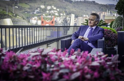 Antón Pradera, en la sede de CIE Automotive en Bilbao.