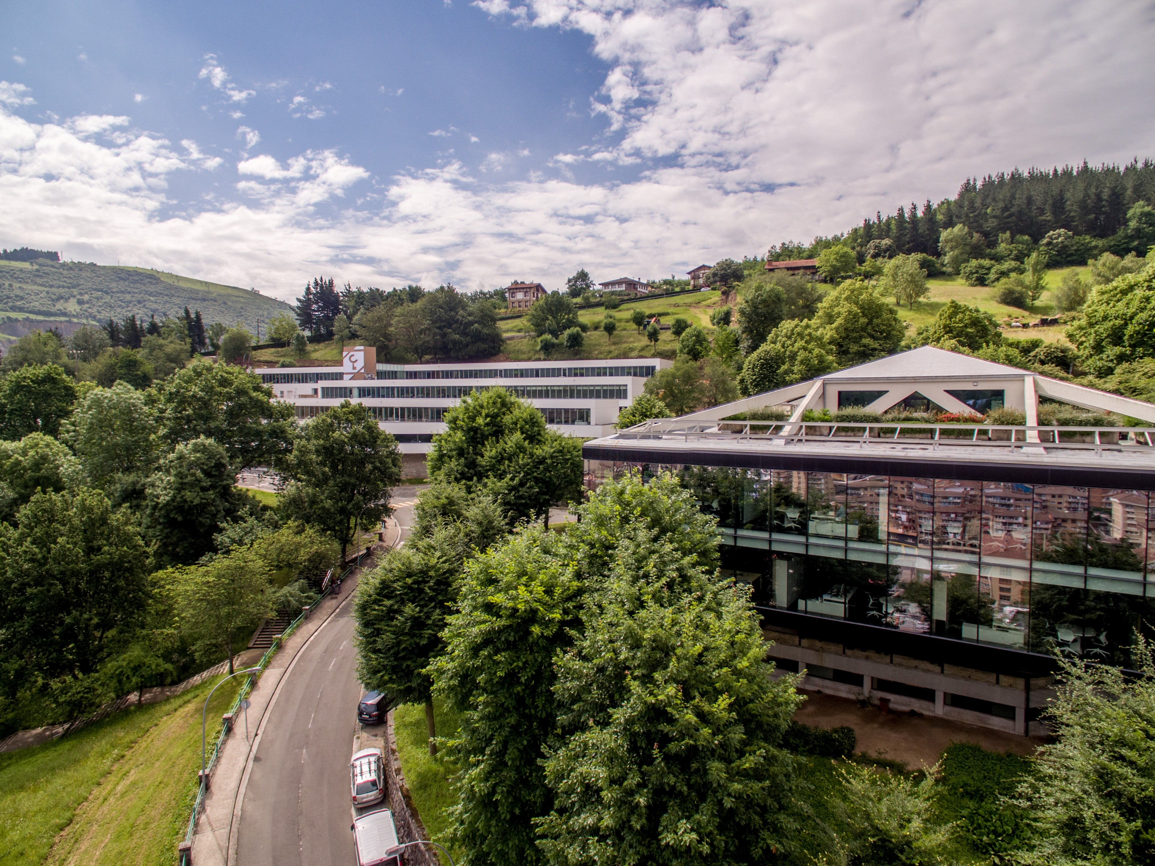 Laboral Kutxa logra un beneficio récord de 305 millones netos al crecer un 11%  