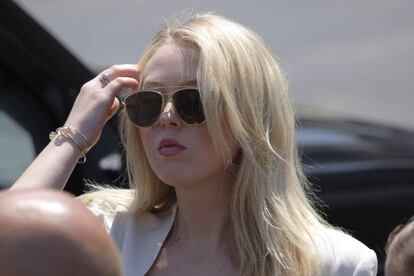 Tiffany Trump, hija de Donald Trump llega a la convención republicana.