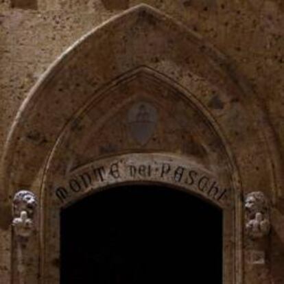 Fachada de la sede central del Monte dei Paschi di Siena