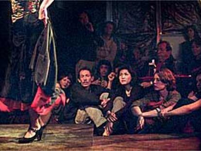 Una de las actuaciones de Helena Rizo en <i>Cubren la Tierra</i>.