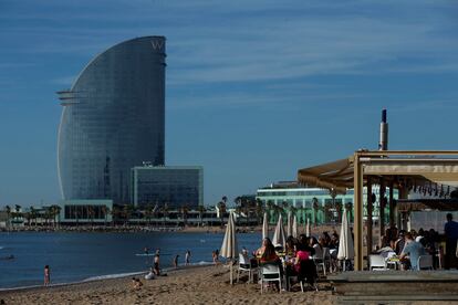 A beach restaurant in Barcelona, which will enter Phase 2 on Monday.