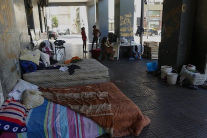 Family living on Argentina streets