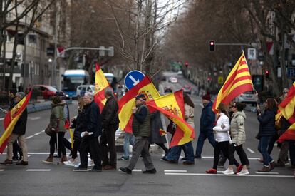 Manifestantes de camino a Colón.