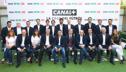El equipo de comentaristas de Canal +, ayer, durante la presentación de la temporada.