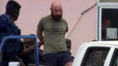 Uno de los españoles liberados, en el momento de su detención en agosto pasado. 
